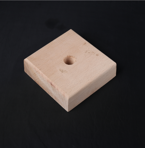 نلبیکی پایه چوبی نرده راه پله منبت وخراطی خام سوراخدار